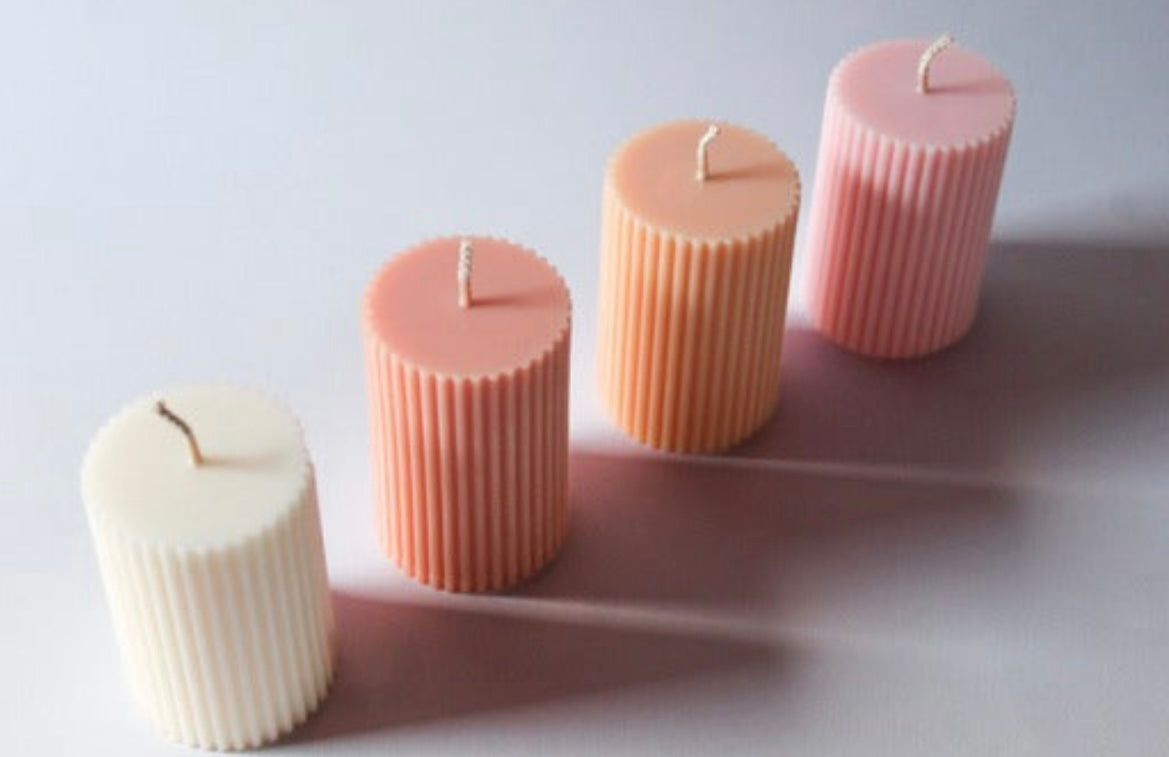 Wide Ribbed Candle - Small